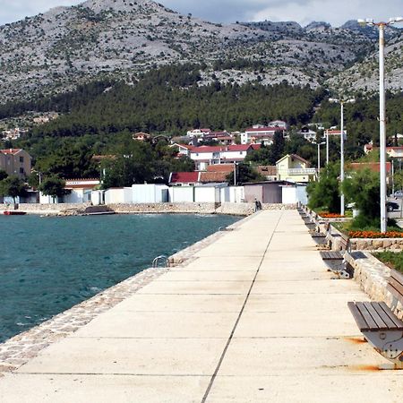 Apartments With A Parking Space Starigrad, Paklenica - 6431 Dış mekan fotoğraf
